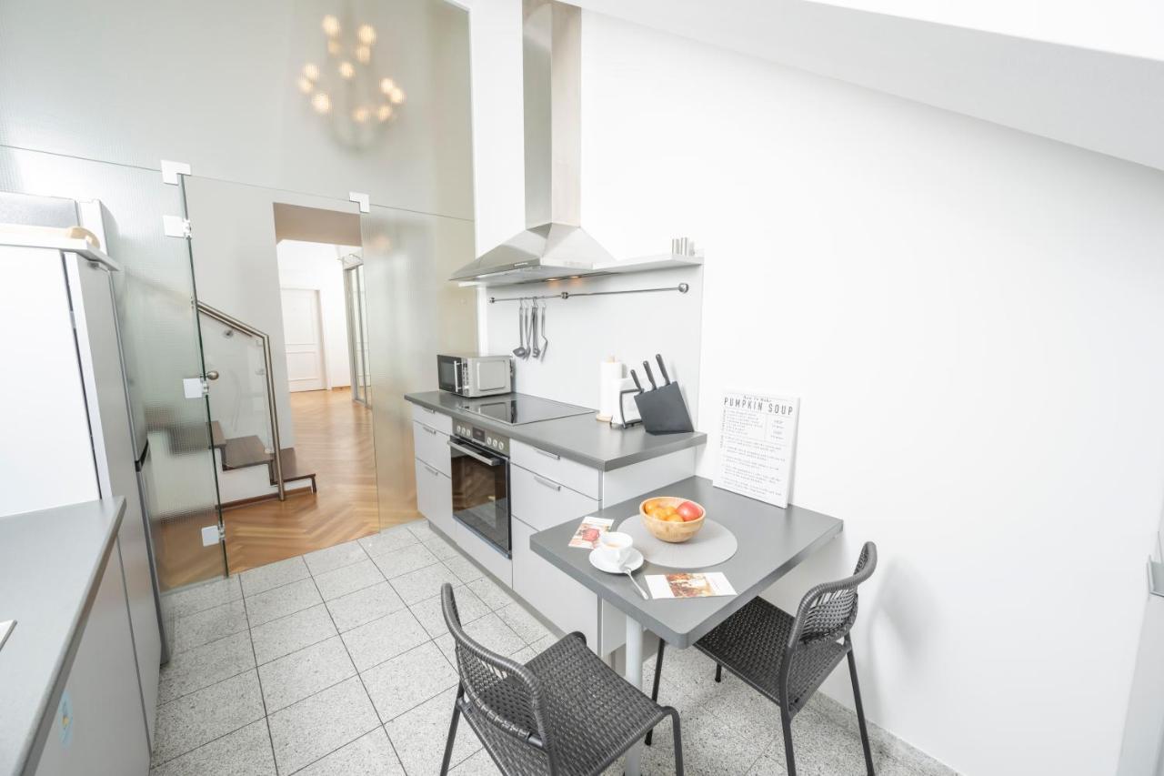 Penthouse Staatsoper Apartament *